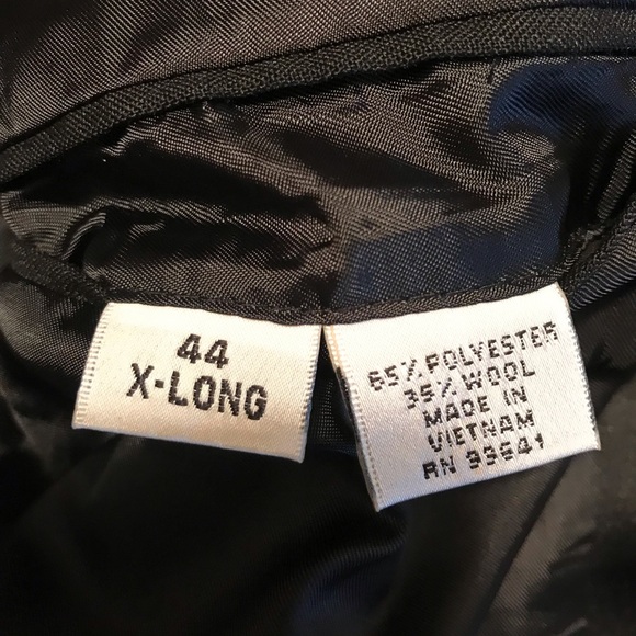 Gerald Austin Tuxedo Coat - Picture 12 of 17